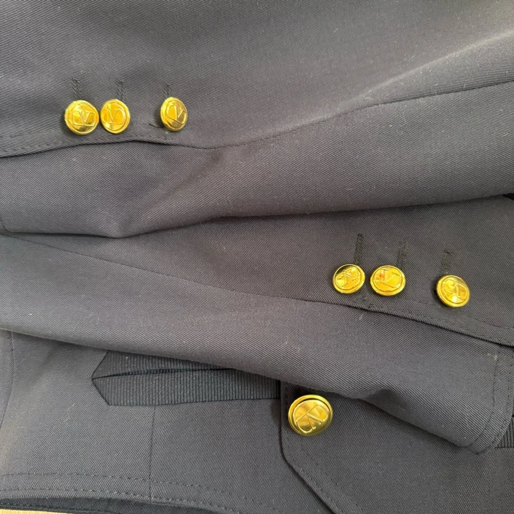 Vintage Valentino Miss V Navy Cropped Blazer with Gold Buttons - Picture 9 of 11